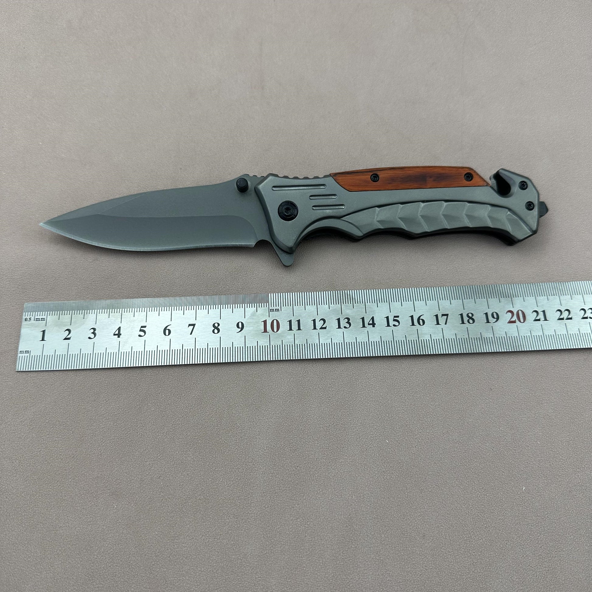 Couteau EDC Pliant | France Survivalisme