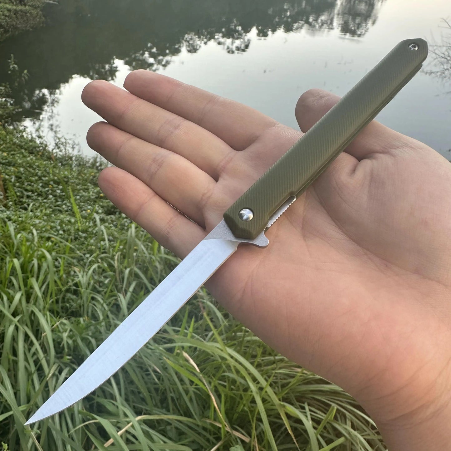 Couteau Bushcraft Lame Fine Vert2 | France Survivalisme